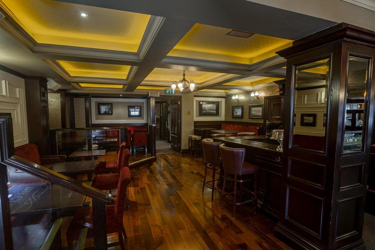 The Carraig Hotel Carrick-on-Suir Esterno foto