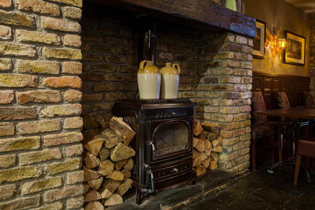 The Carraig Hotel Carrick-on-Suir Esterno foto
