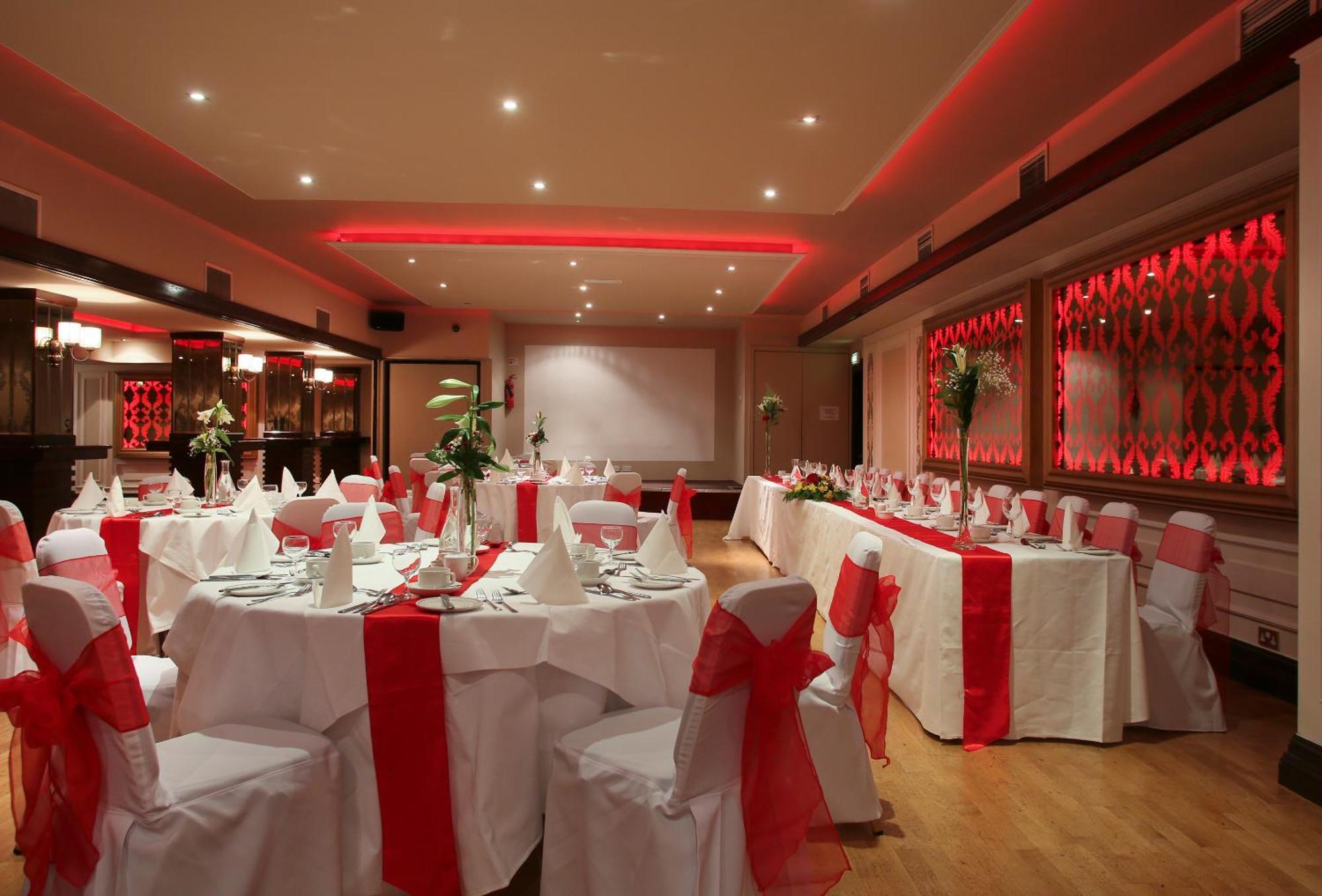 The Carraig Hotel Carrick-on-Suir Esterno foto
