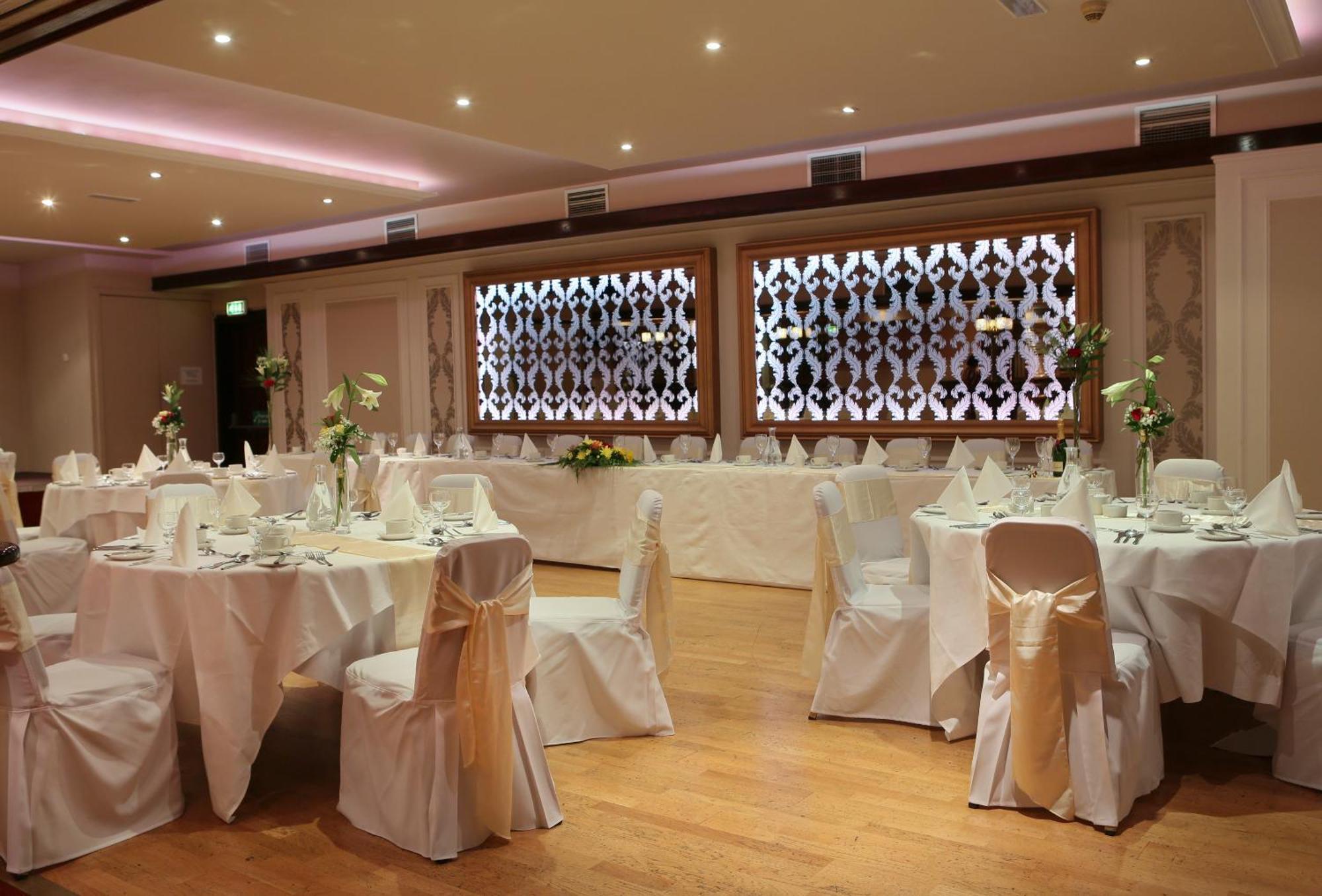 The Carraig Hotel Carrick-on-Suir Esterno foto