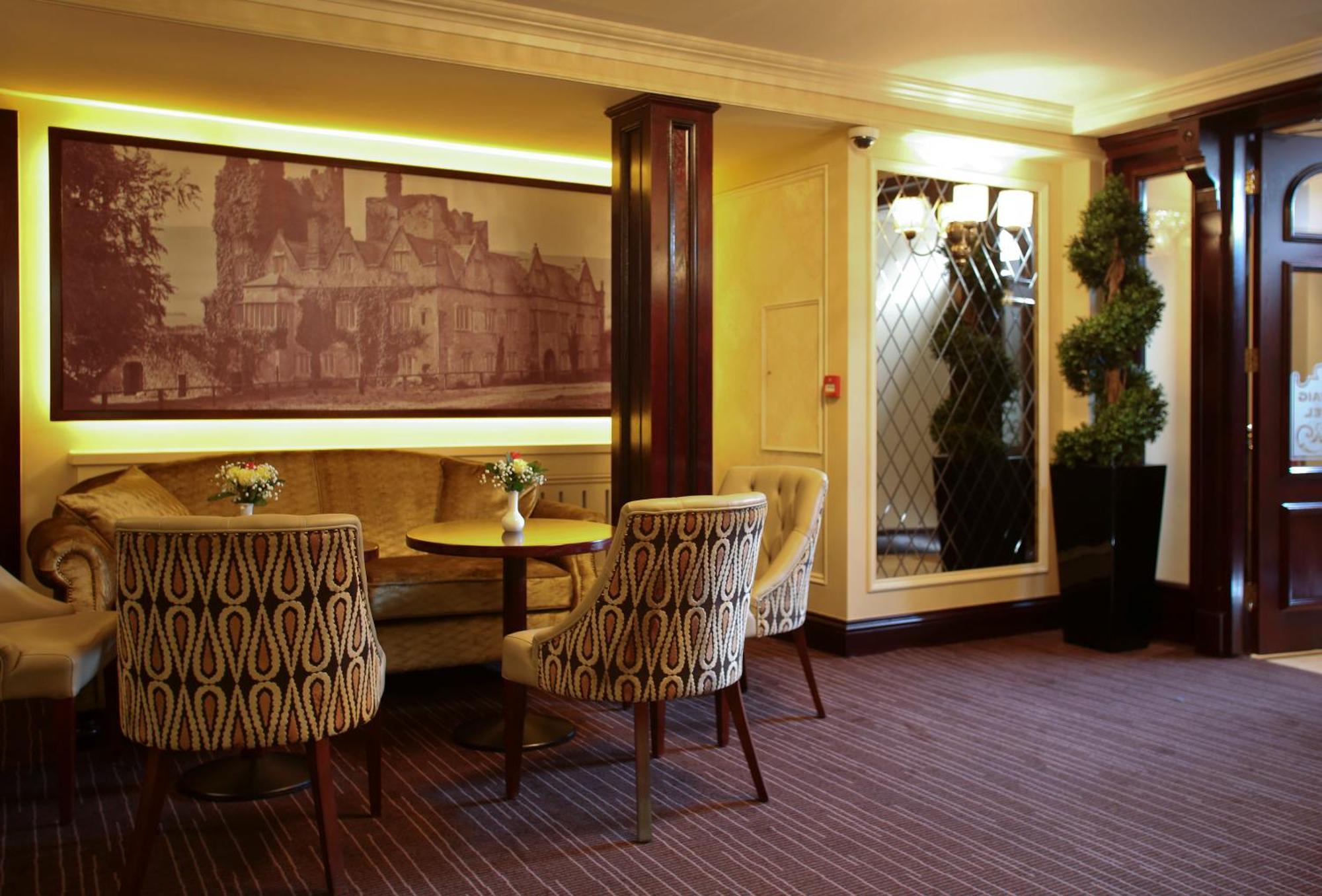 The Carraig Hotel Carrick-on-Suir Esterno foto